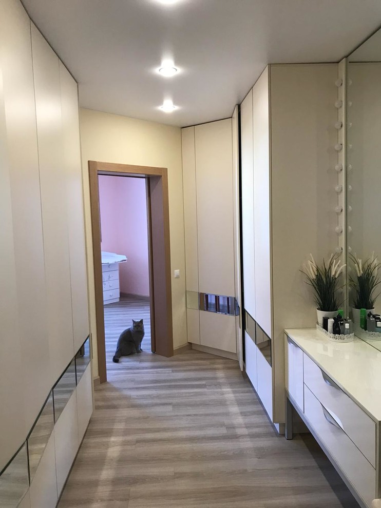 Индустриальный двухкомнатная 70 м2.