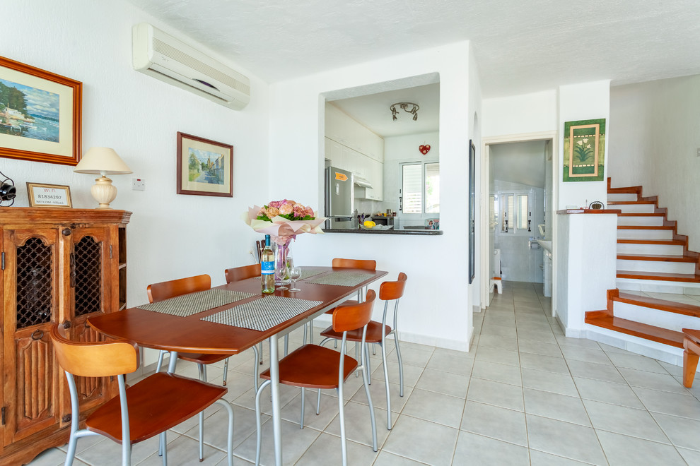 Cozy villa margo by the sea