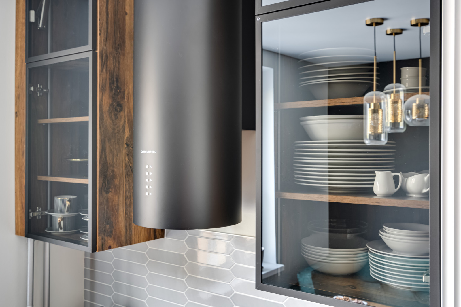 Современная синяя кухня