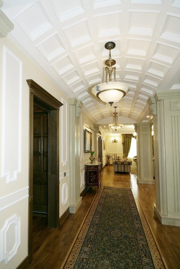 Обложка проекта: дом в классическом стиле