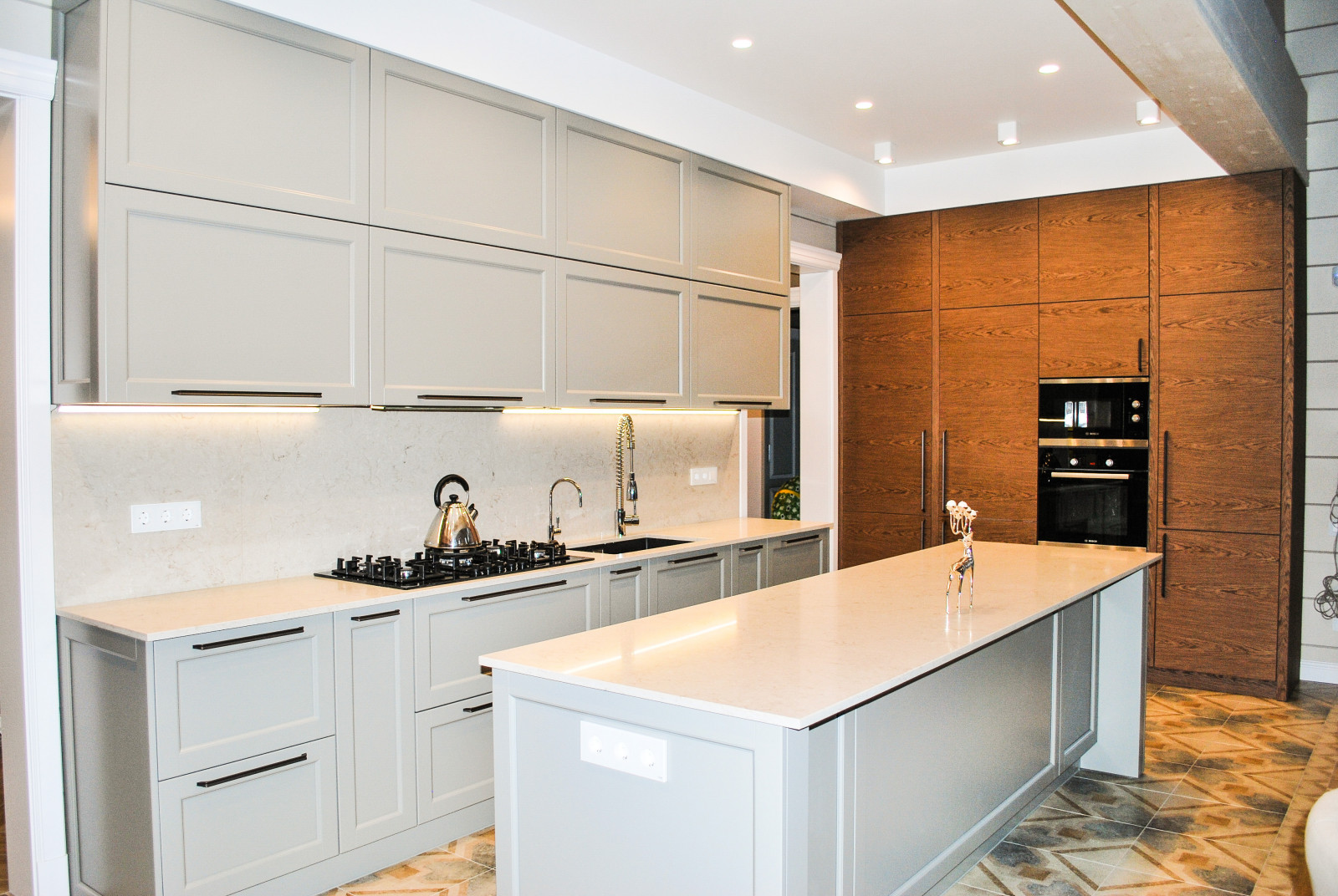 Кухня с островом