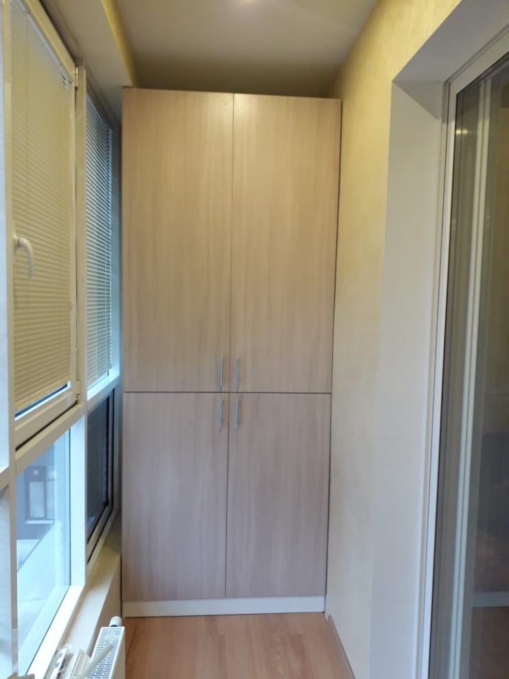 Шкаф на балкон