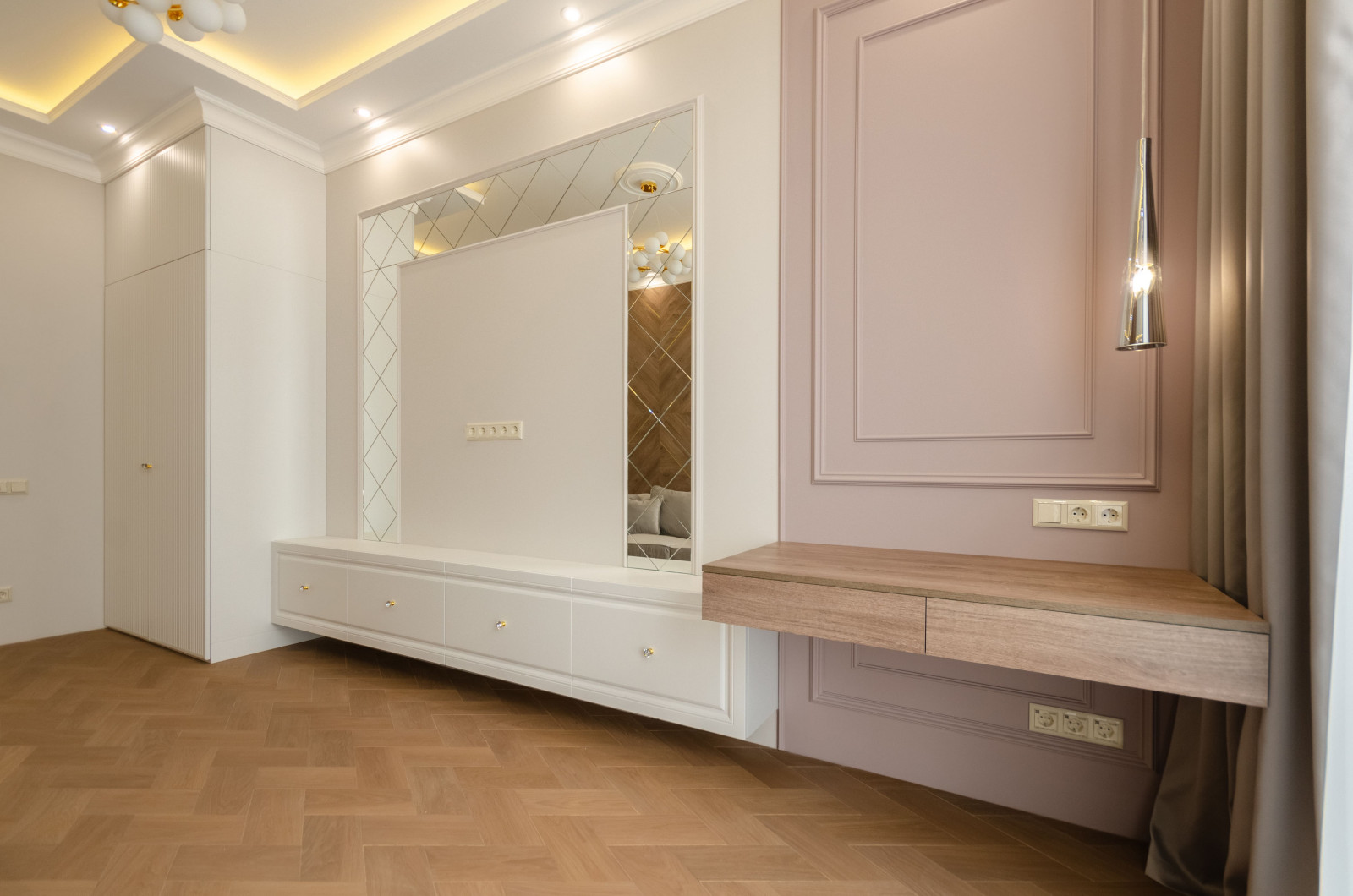 ЖК Алия, 3 комнаты, 105  м²