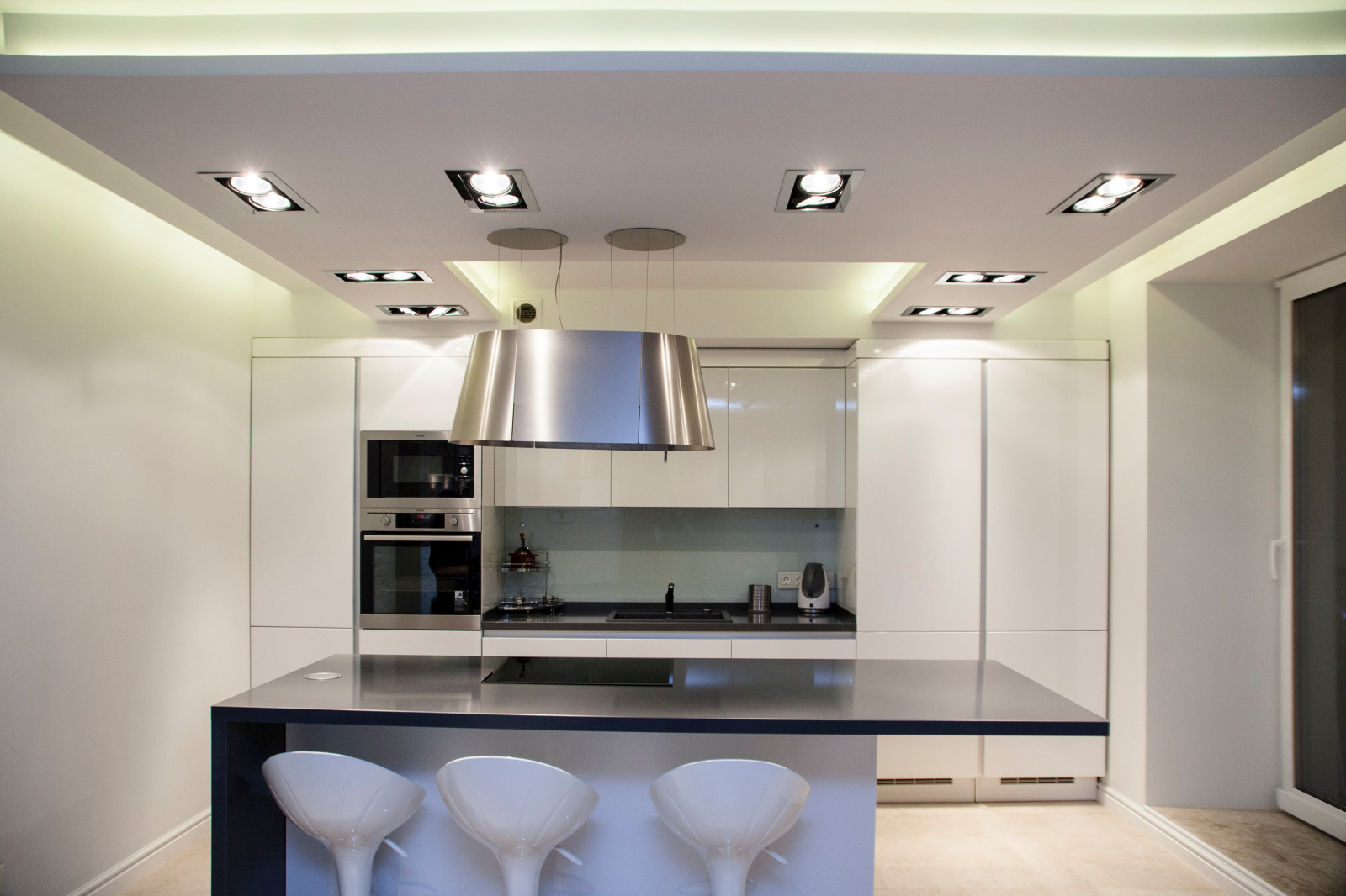 Полина Топоева