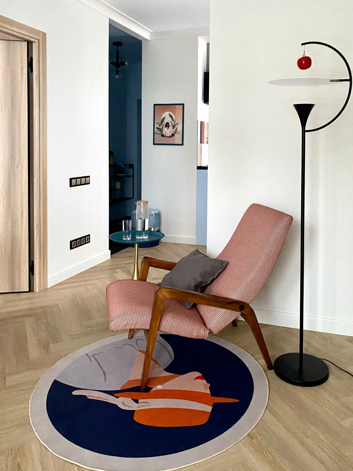 Малые м2 - не помеха комфорта. Смелый и яркий интерьер для молодой семьи