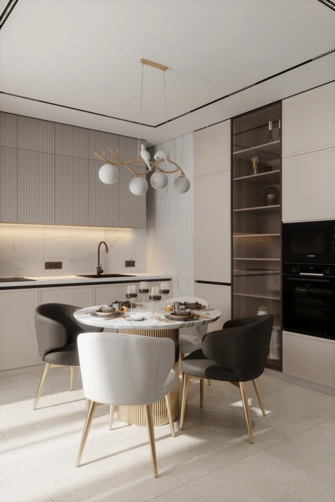 Юлия Сахарова