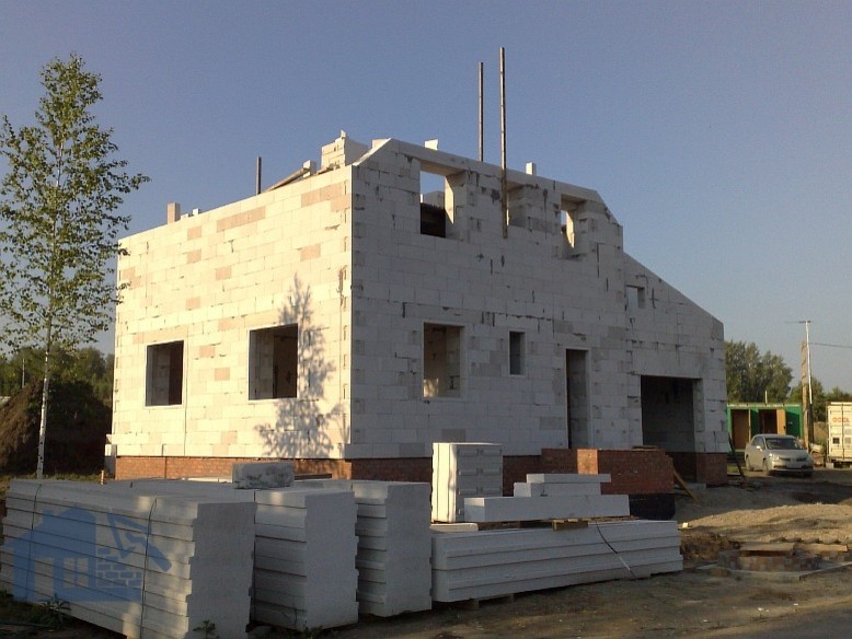 Дома и котеджи из кирпича и газоблока (газобетона) "под ключ"