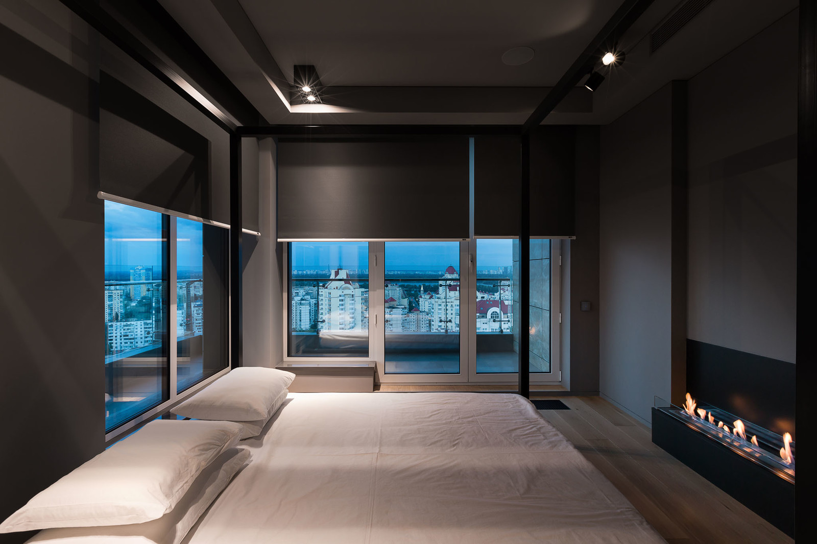 Houzz Украина: Квартира — аквариум с видом на город