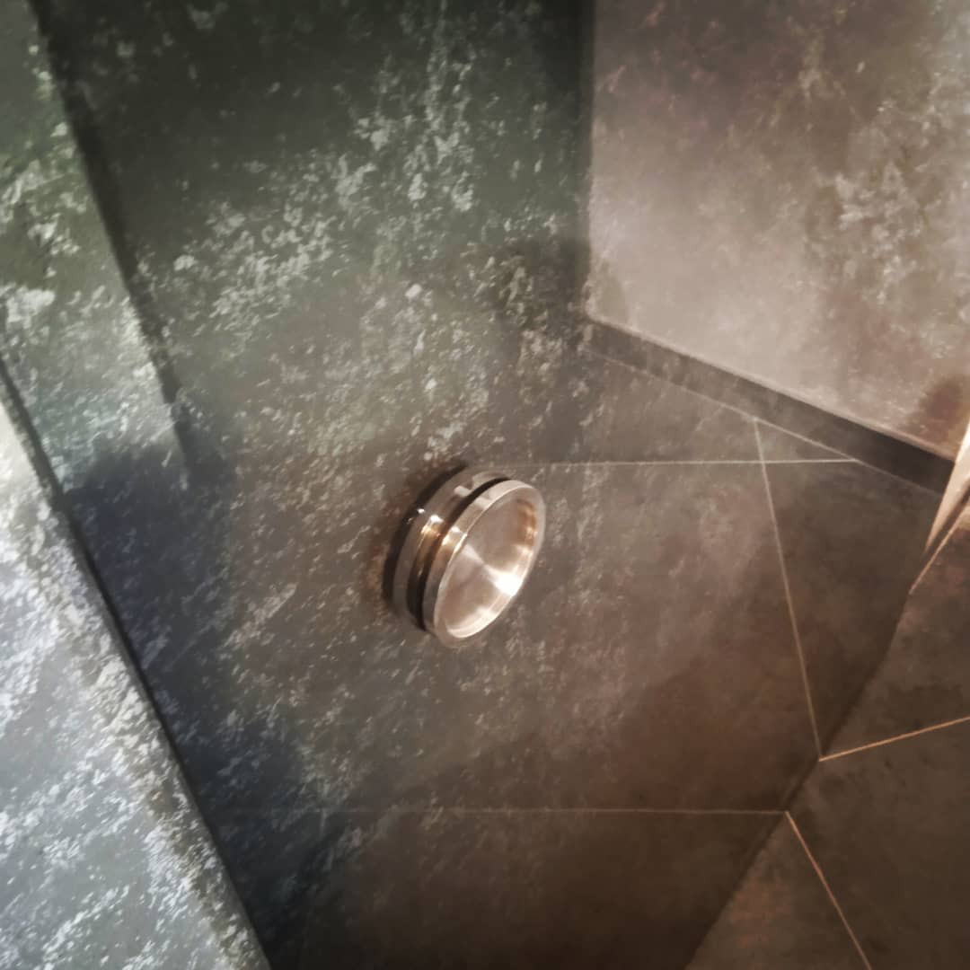 Обложка проекта: Стеклянная раздвижная система в стиле"СтимПанк"