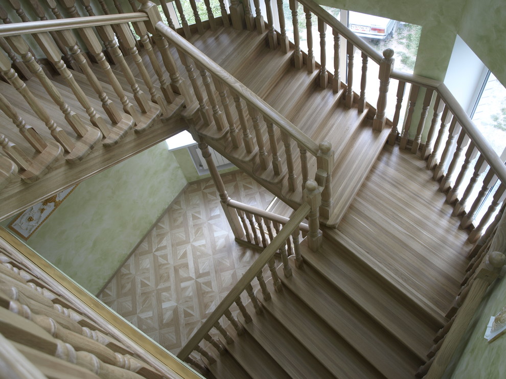 Лестница 3-х маршевая (дуб)