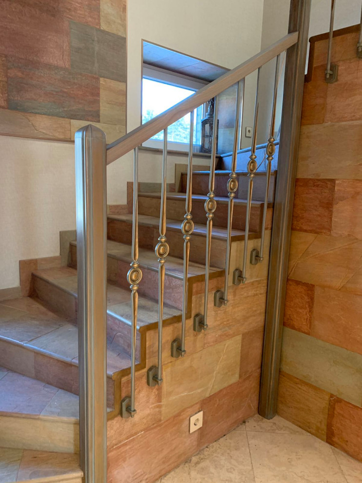 Ограждение лестничное, художественное литье