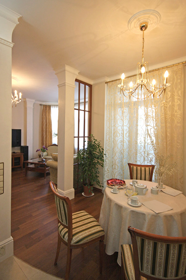 РЕСПЕКТАБЕЛЬНЫЙ ИНТЕРЬЕР КВАРТИРЫ В Ж/К "ШУВАЛОВСКИЙ"