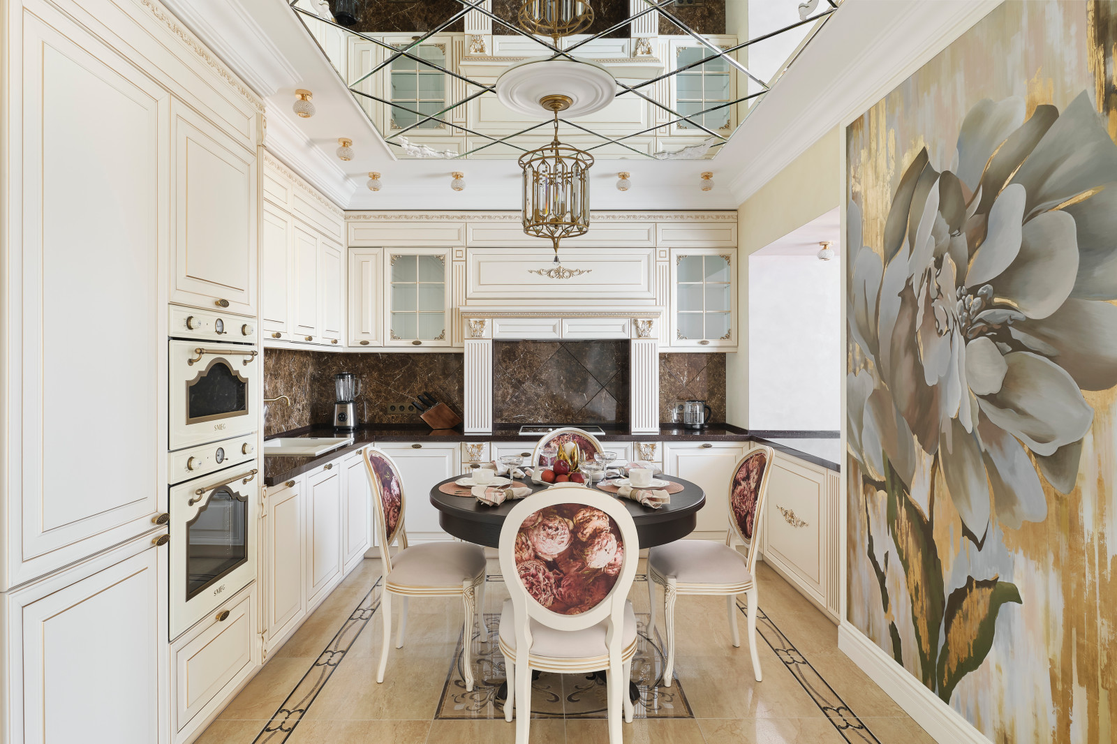 Квартира на ул. Мельникайте 173 м2