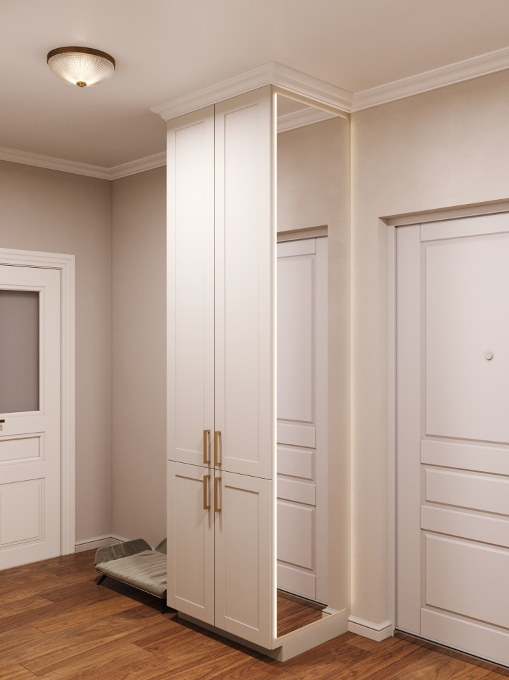 Квартира для семьи из трех человек и большой собаки.