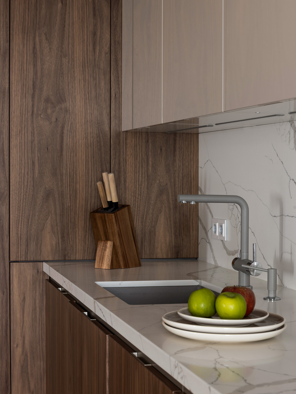 Кухня Giulia Novars в проекте Виктории Чабак