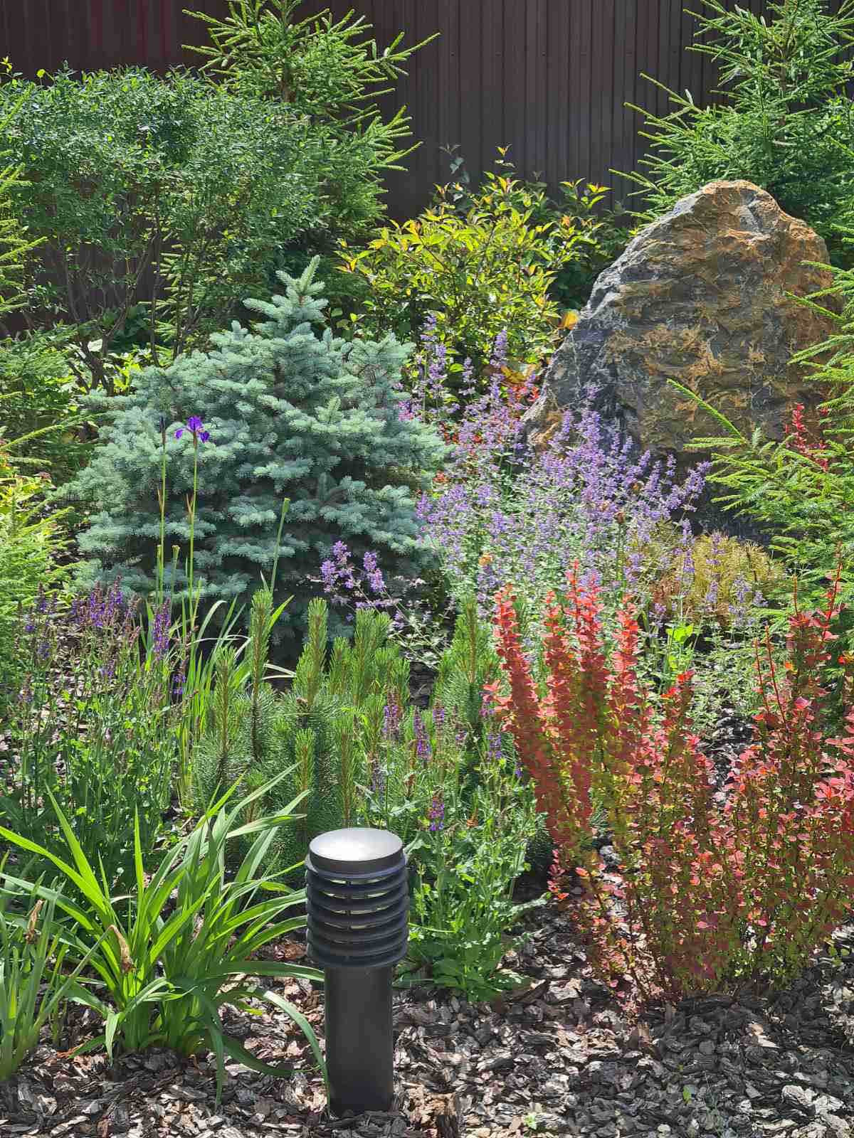 Роман с камнем