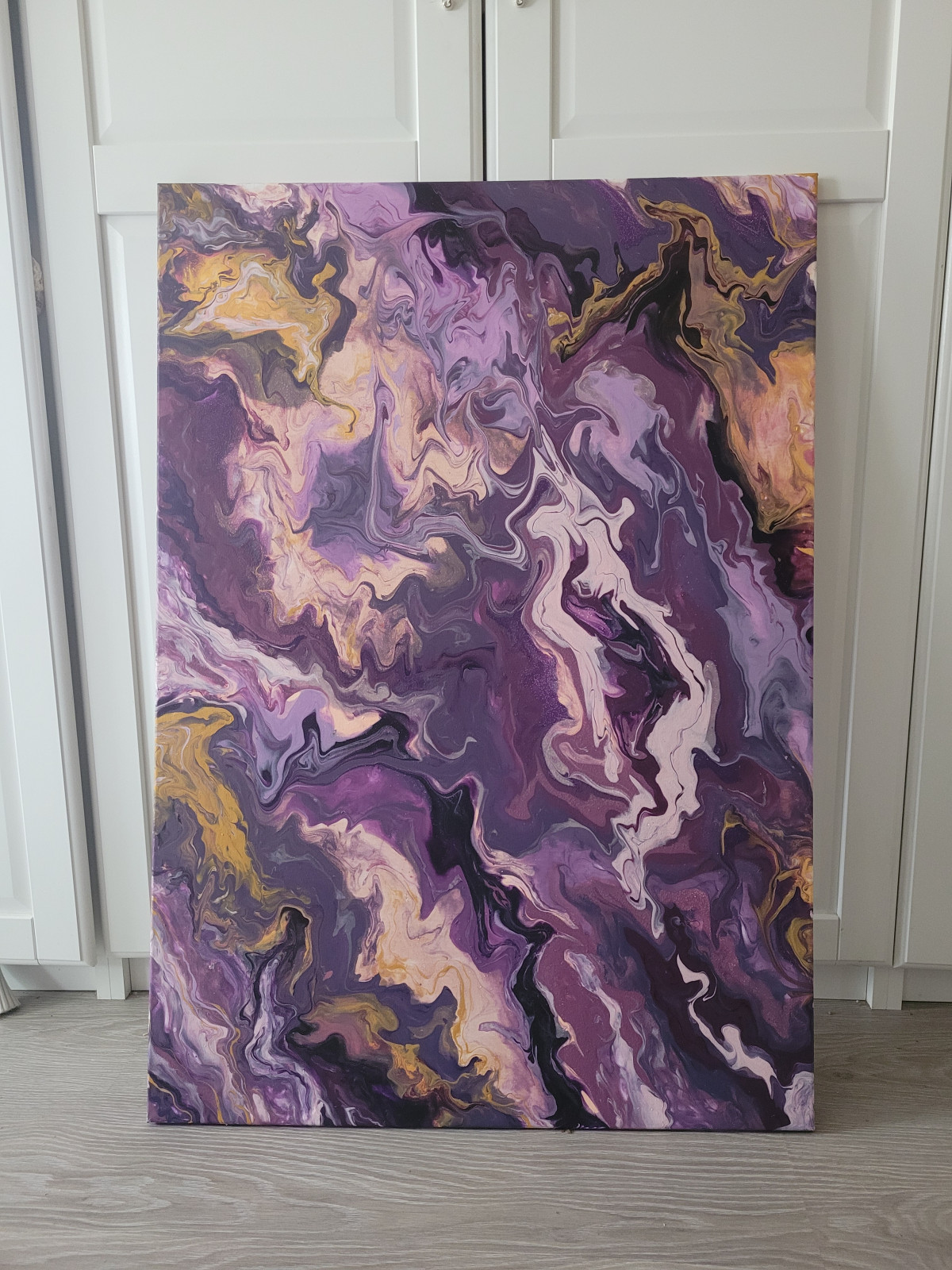 Интерьерные картины в наличии