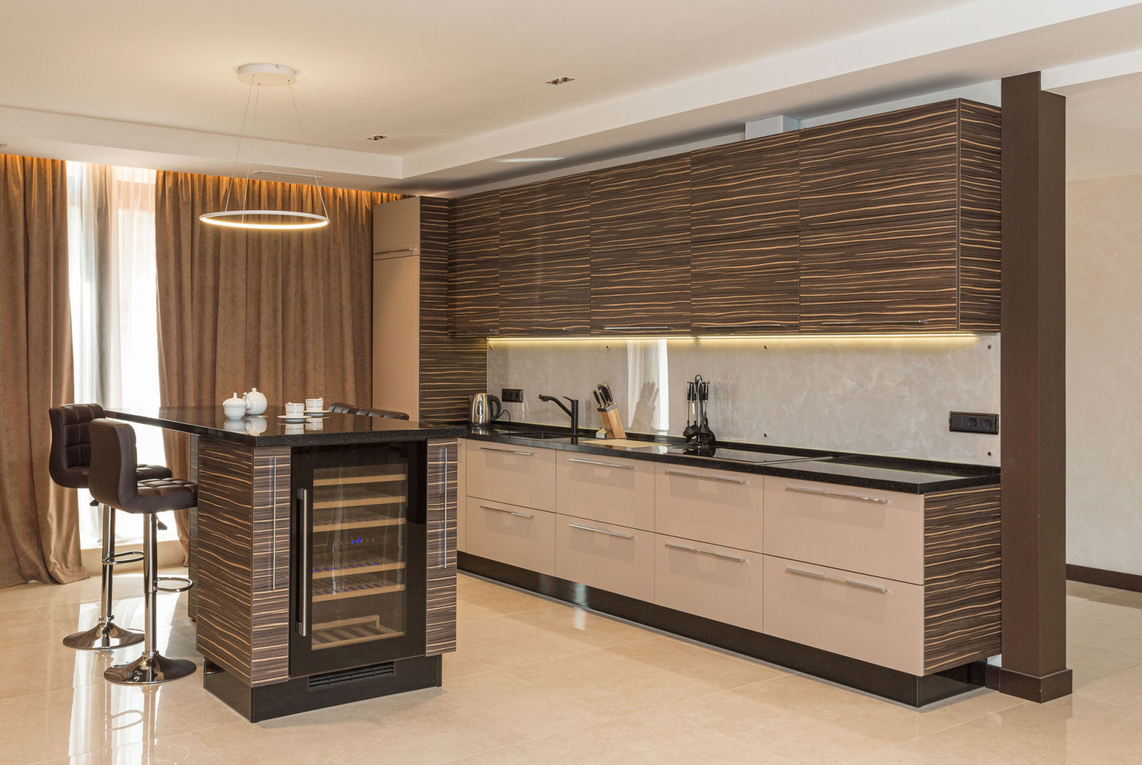 Обложка проекта: Кухня в коттеджный поселок в Солнечном