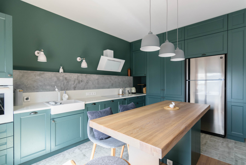 Пыльно-зеленая кухня