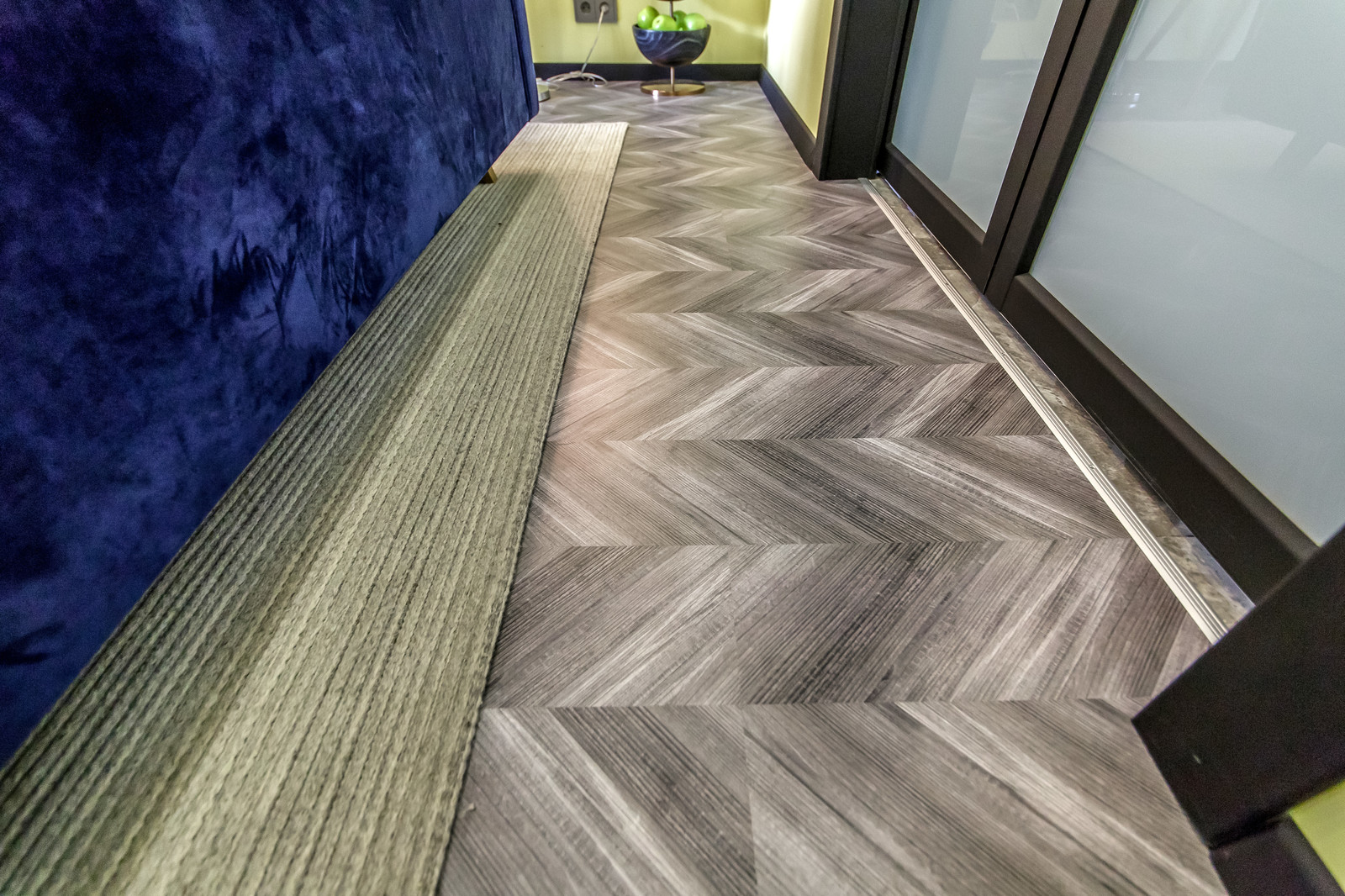 ПАПИРУСЫ и АМАЗОНКИ. Квартирный Вопрос (НТВ)