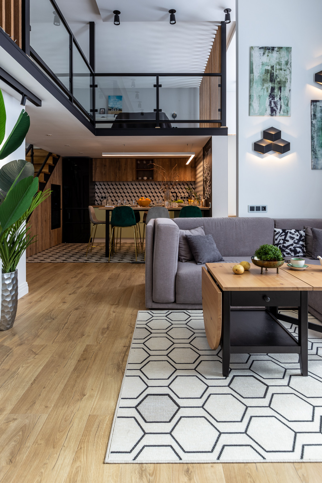 Двухуровневая квартира в Сочи