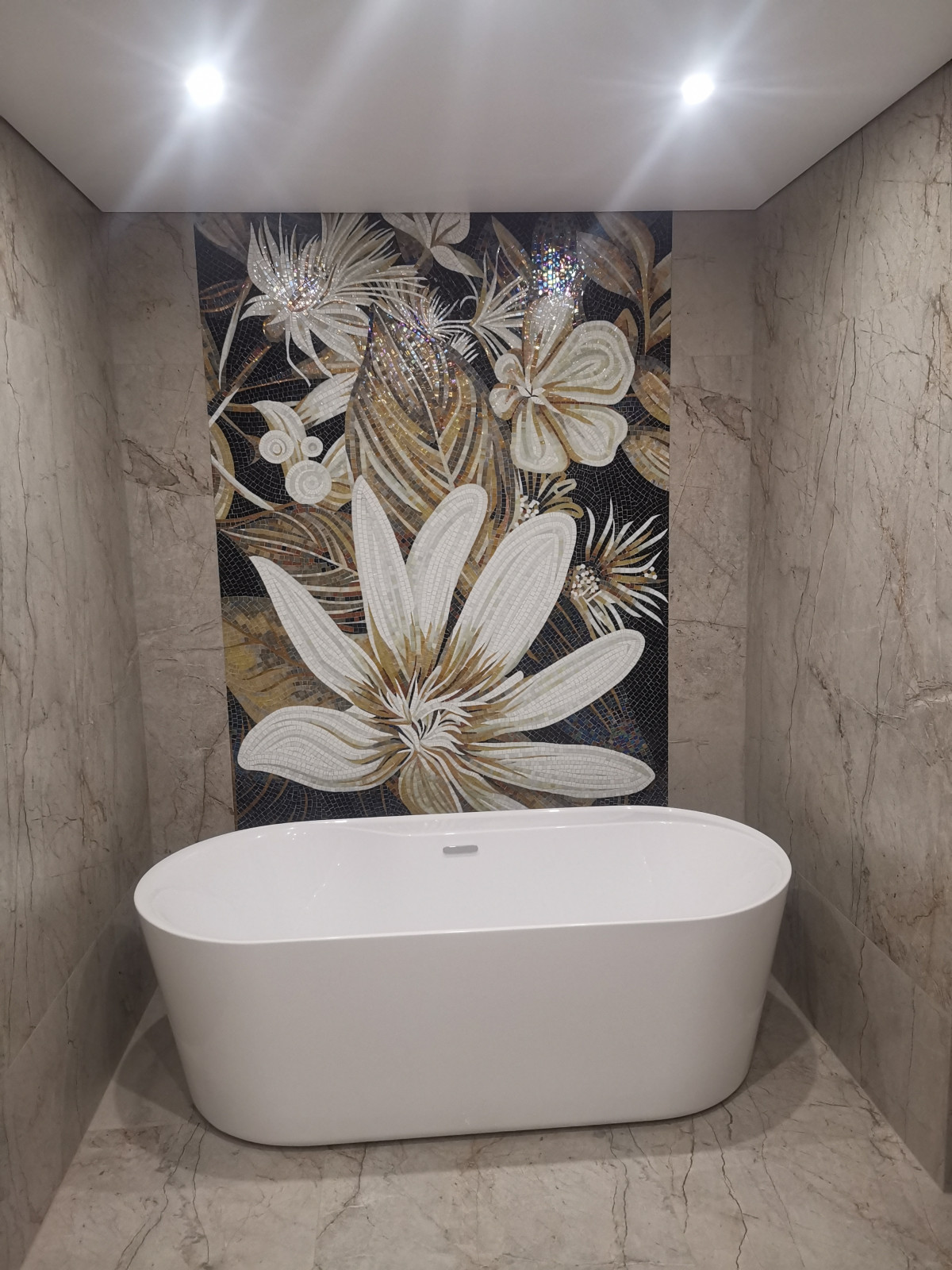 Обложка проекта: Укладка керамогранита. Ремонт ванной и туалета.