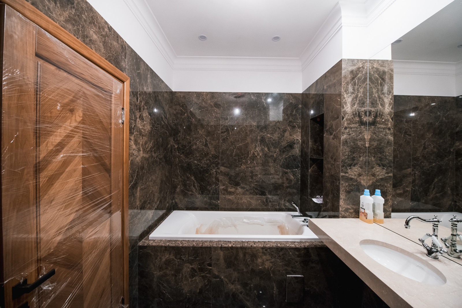 Трехкомнатная квартира «под ключ» с нуля по дизайн-проекту.Дизайнер Виктория Бар