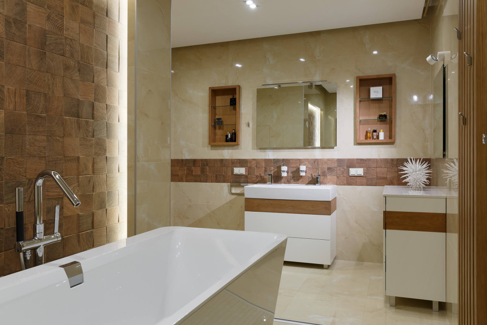 Реализованная квартира на Петроградской — 129 кв. метров.