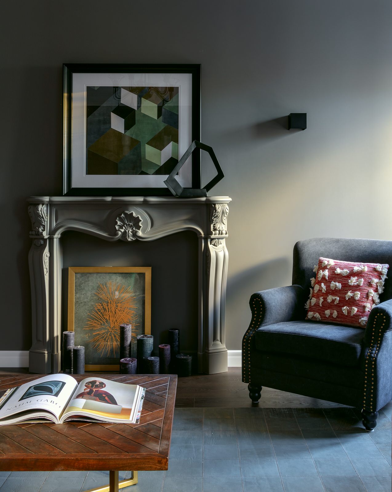 Квартира в старом жилом фонде в центре Москвы.