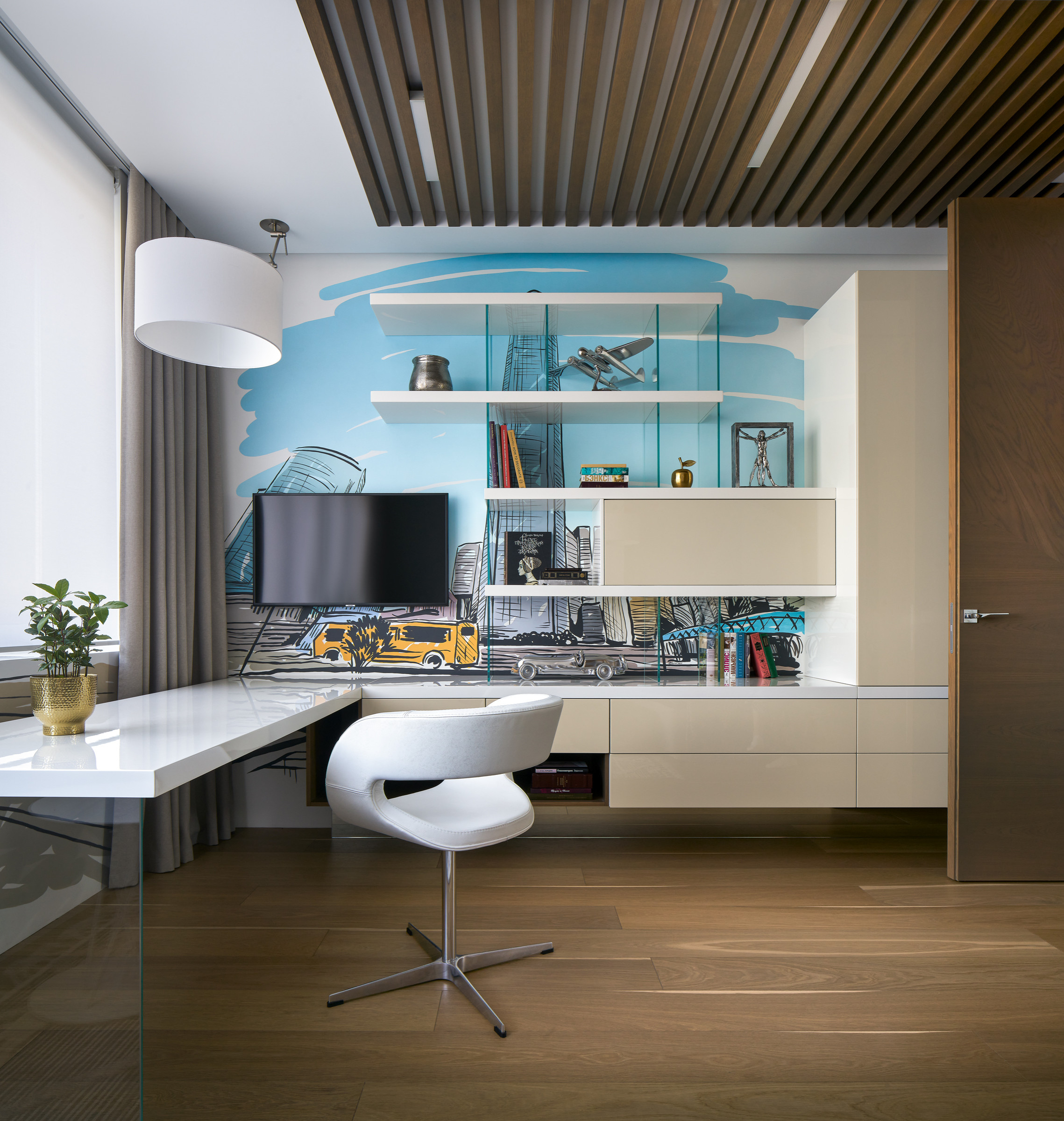 Houzz тур: Квартира в Екатеринбурге с «парящей» мебелью