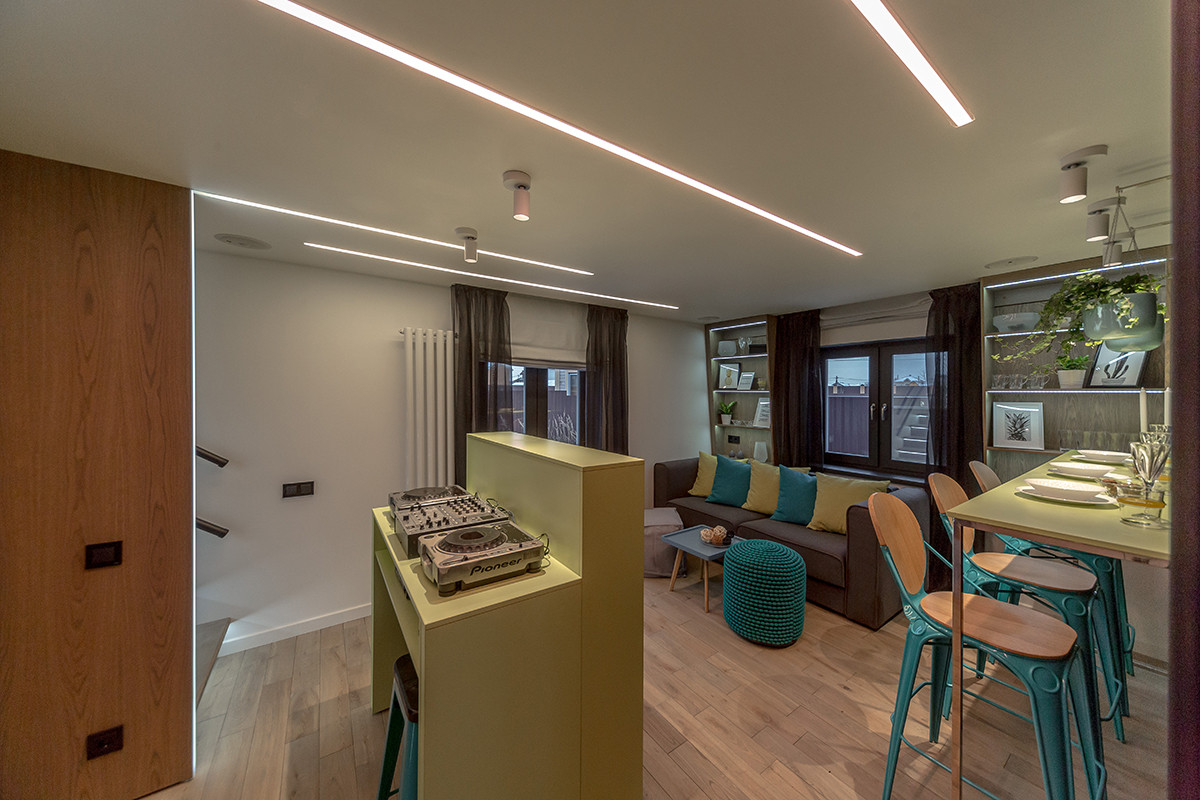 Гостиная с вертушками