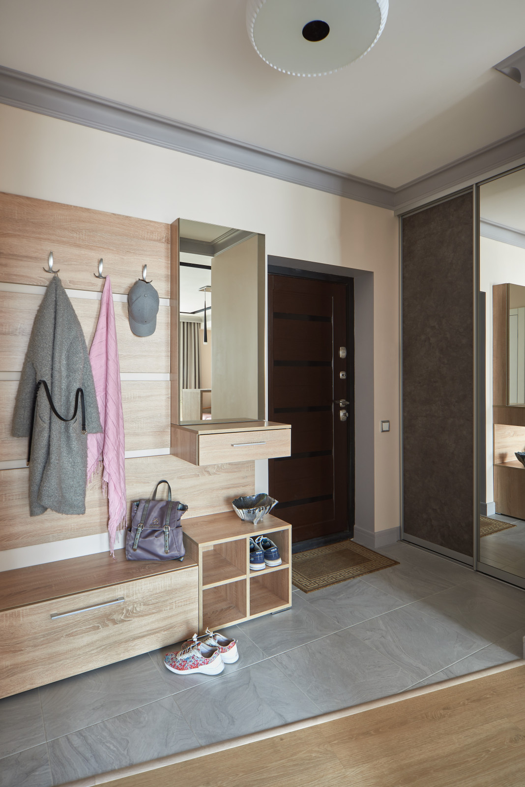 Интерьер квартиры для семьи с двумя детьми.