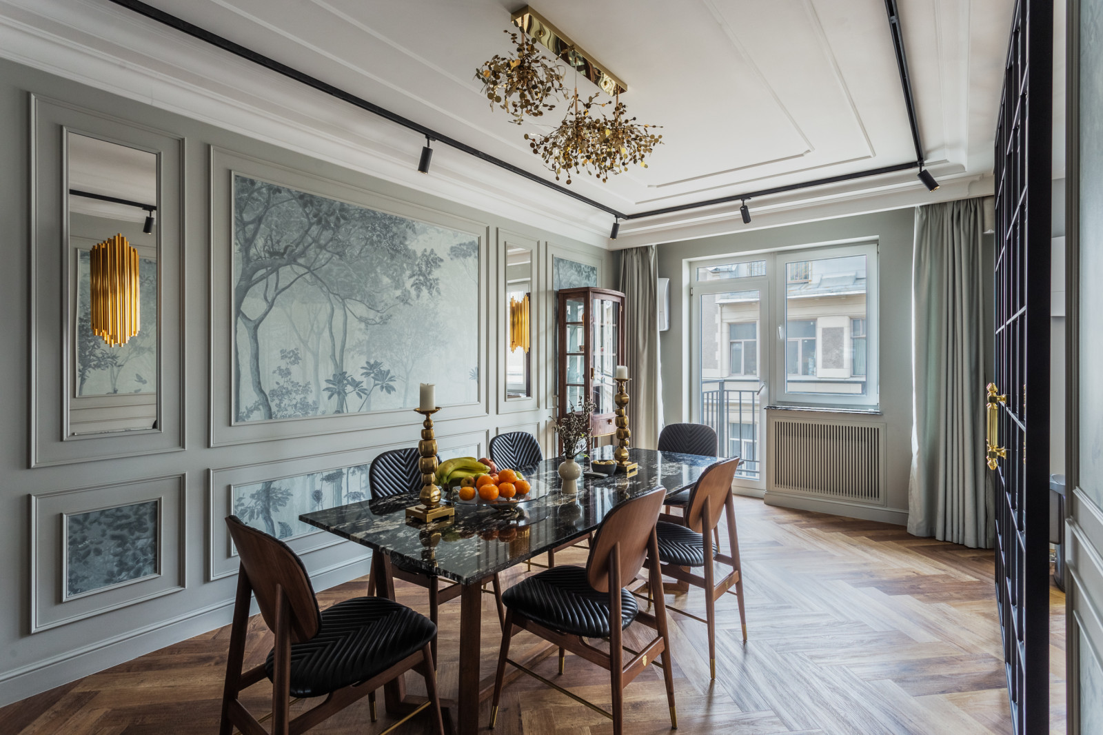 Двухуровневая современная квартира