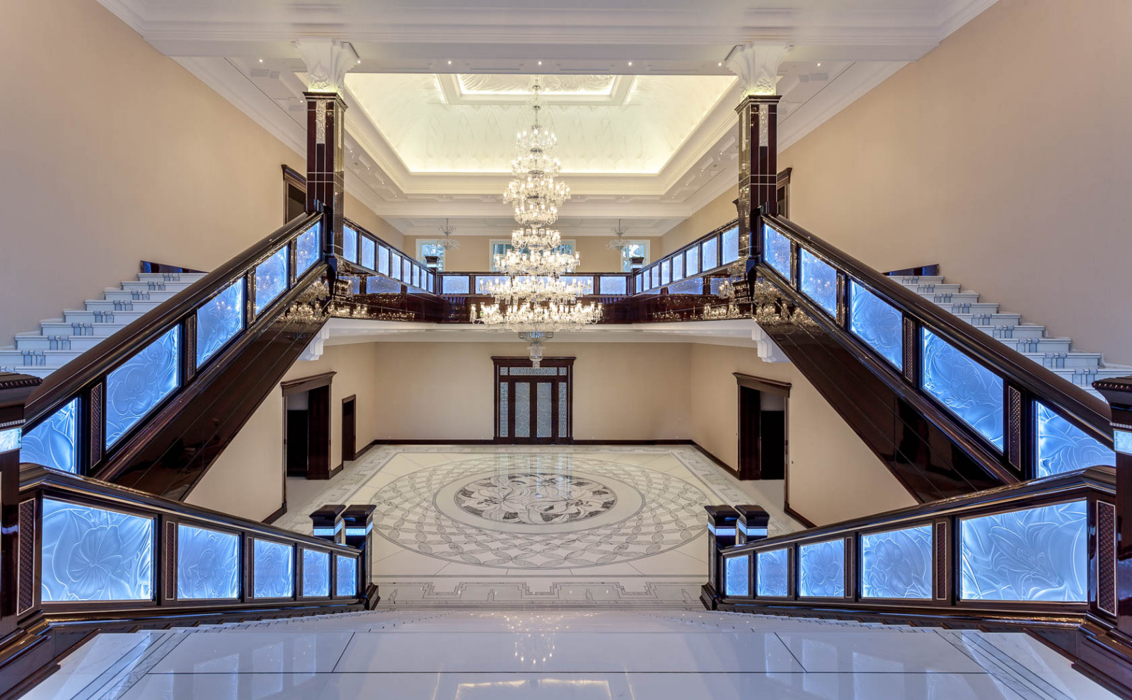 Фоновое изображение профиля Григорий Левицкий