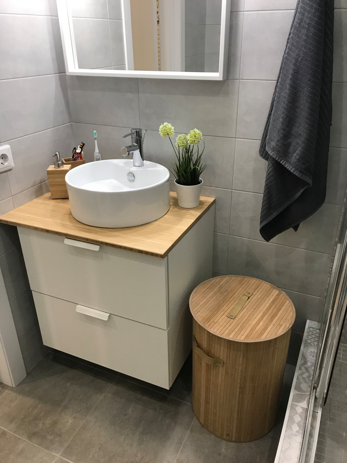 Квартира для молодой девушки