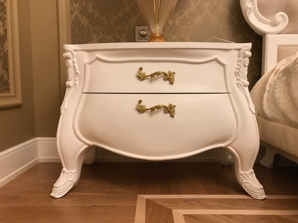 Смольный квартира