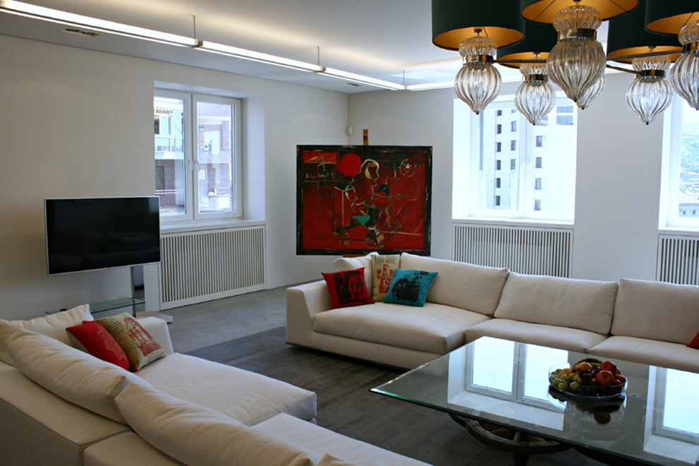 Houzz Армения: Квартира в Ереване с бетоном, ониксом и змеем-вишапом