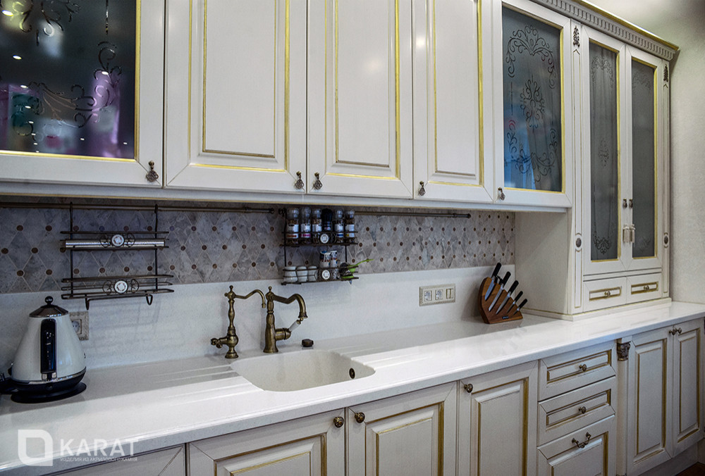 Столешница из акрилового камня