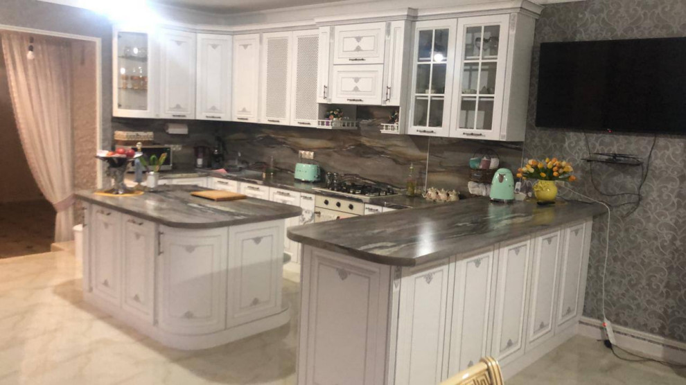 Обложка проекта: кухонная гарнитура