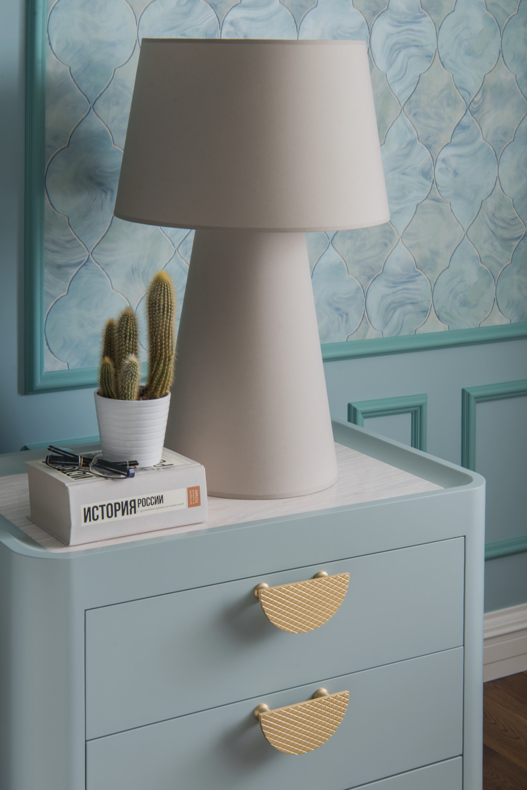 Спальня в цвете "тиффани"