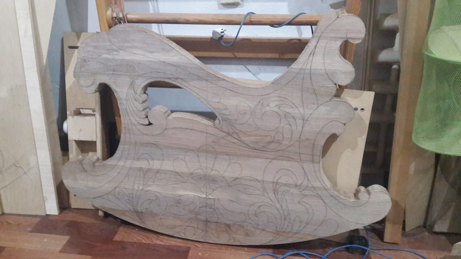 Обложка проекта: Кресло качалка