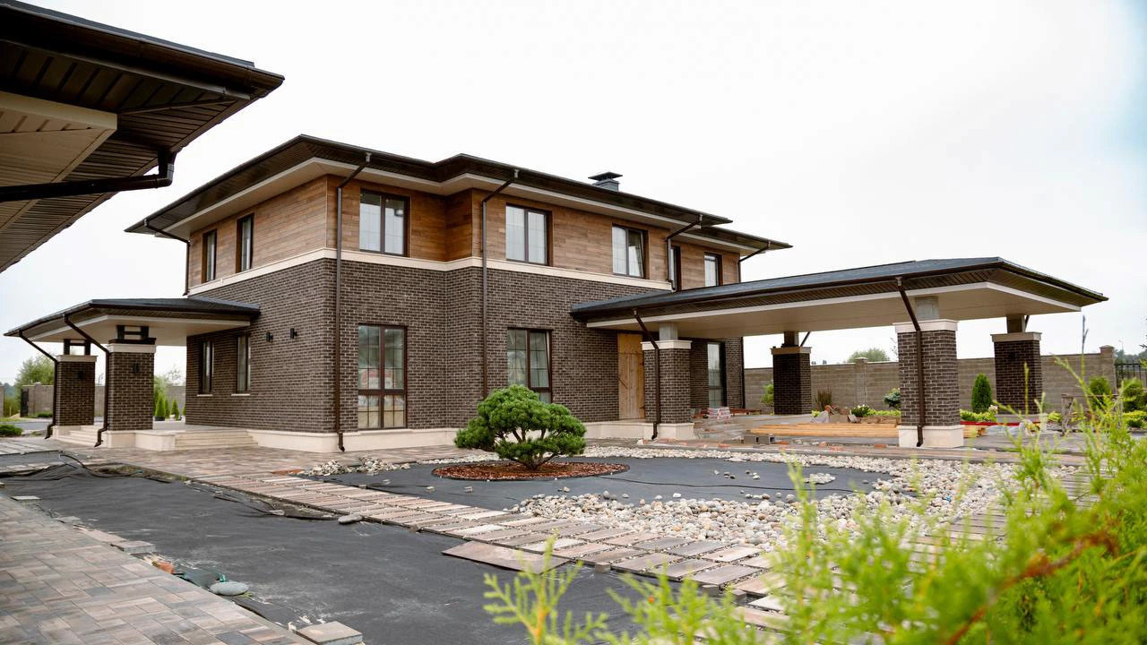 Готовый  в коттеджном поселке "Серебряный остров", построенный по нашему проекту