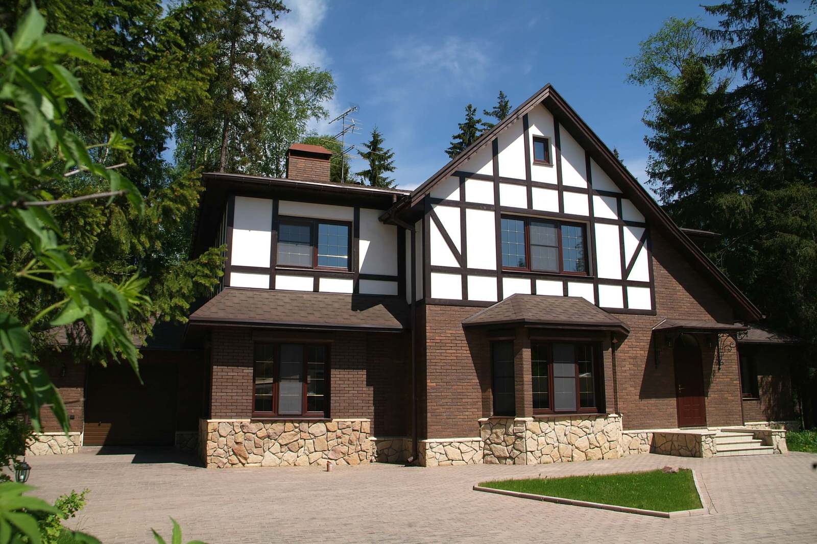 Обложка проекта: Дома в фахверковом стиле