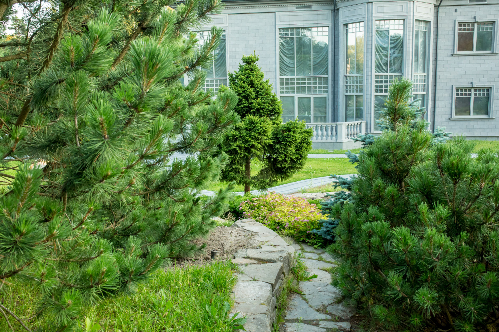 Классический особняк под Петербургом 1800м2