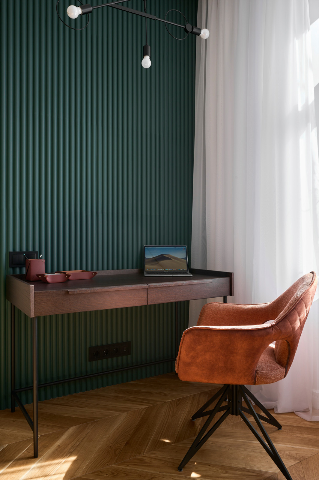 Дизайн  квартиры в стиле Mid-century