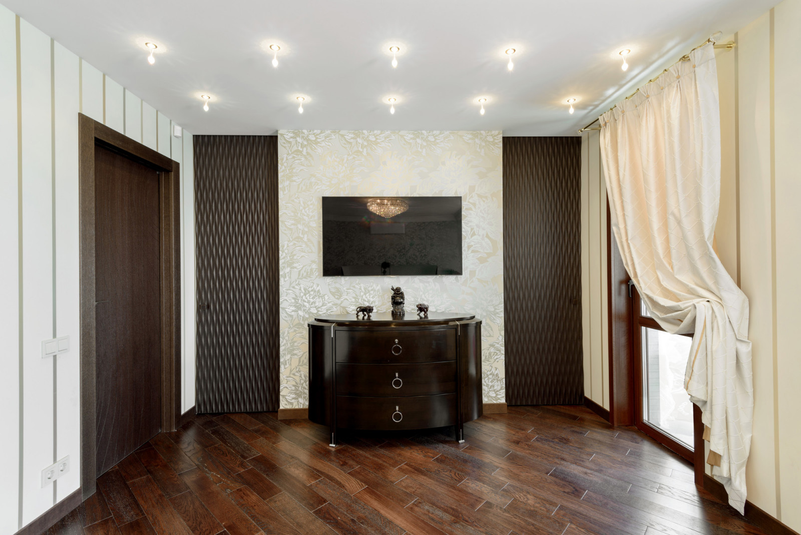 Сдержанное ар-деко для большой семьи