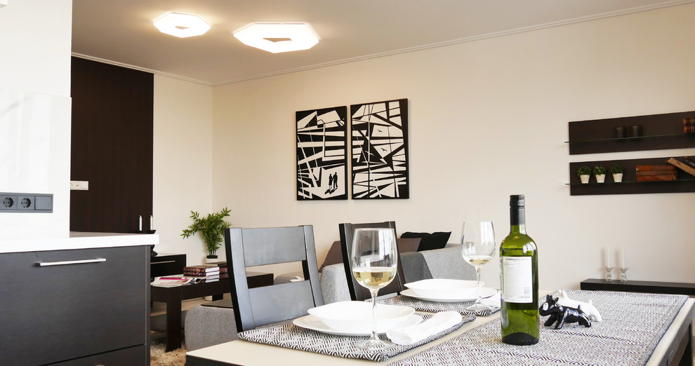 Квартира в современном стиле "Идущие вместе".