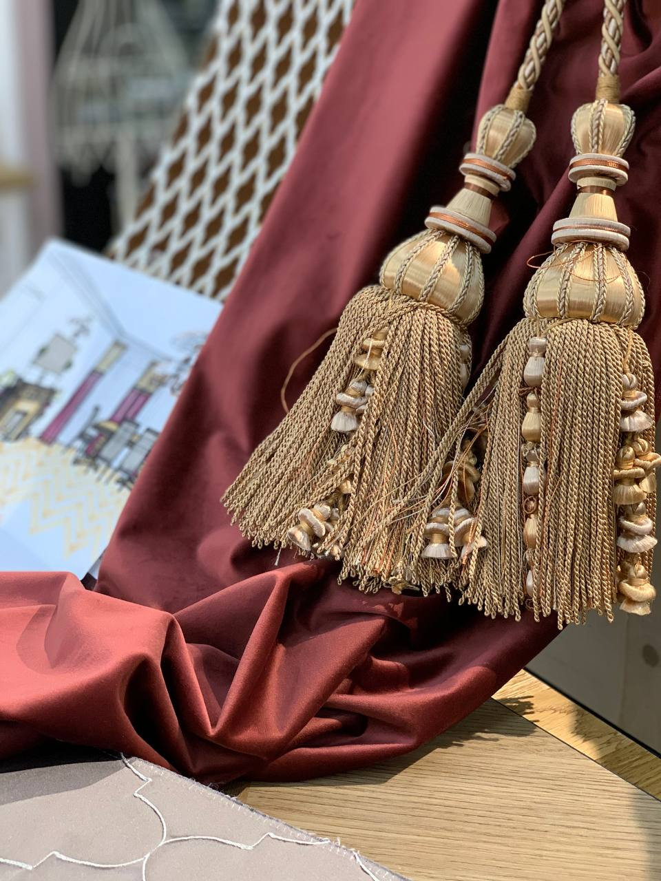 Кисти для штор в гостиную в проекте "Сады Мавритании"