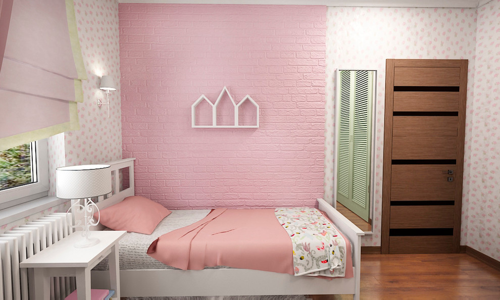 Дом для молодой семь