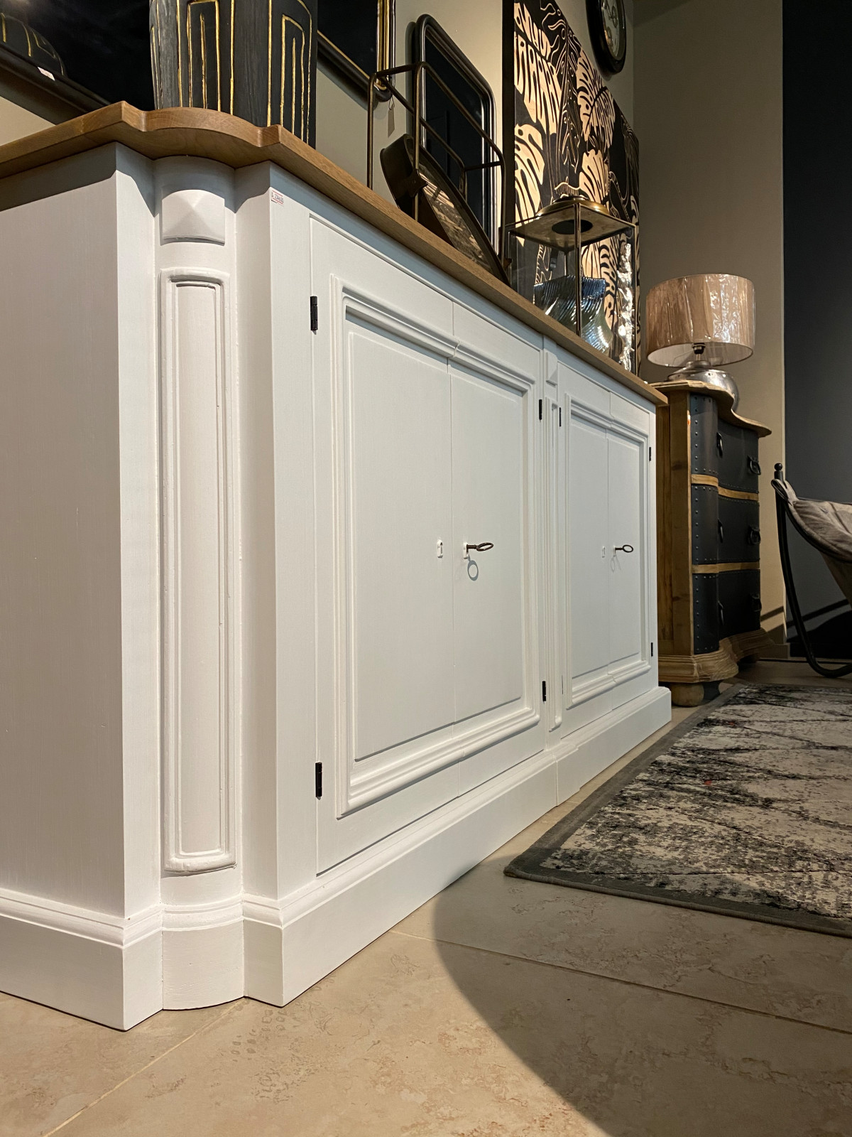 Обложка проекта: Комоды и тумбы